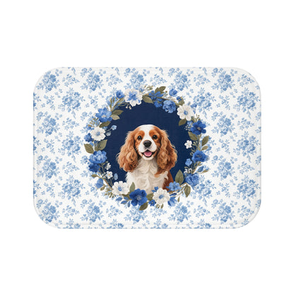 Blue Floral Cavalier Bath Mat – Cute Cavalier King Charles Spaniel Dog Bathroom Rug