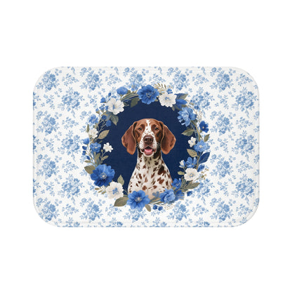 Blue Floral GSP Bath Mat – Cute German Shorthaired Pointer Dog Bathroom Rug