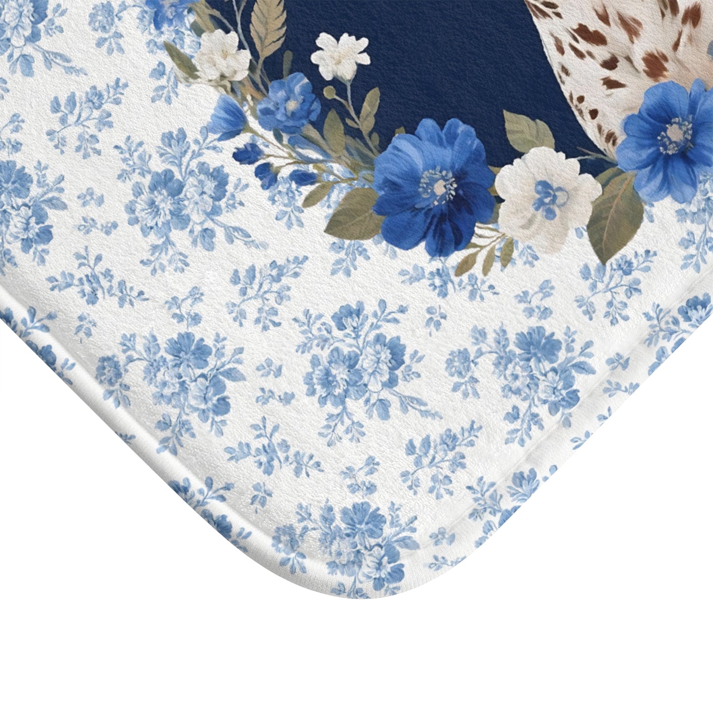 Blue Floral GSP Bath Mat – Cute German Shorthaired Pointer Dog Bathroom Rug