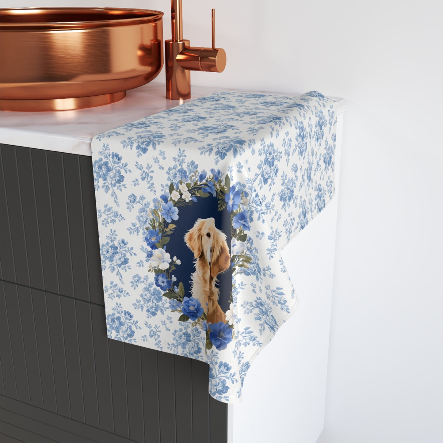 Blue Floral Golden Retriever Dog Portrait Hand Towel – Cute Pet Bathroom Accessory