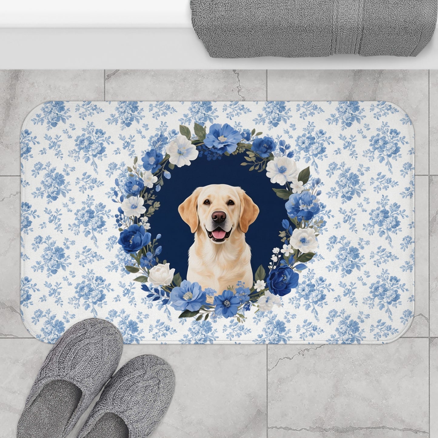 Blue Floral Lab Bath Mat – Cute Labrador Retriever Dog Bathroom Rug